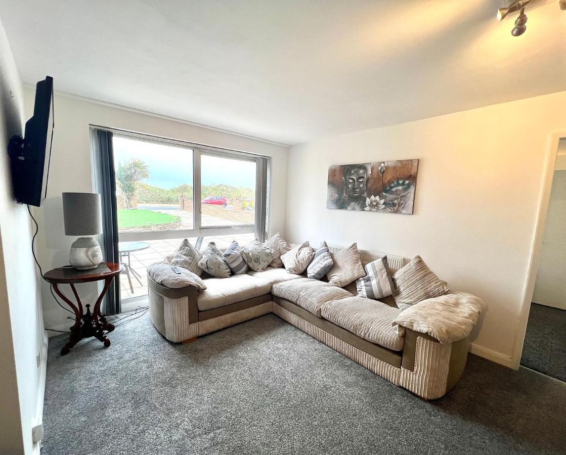 Beach Front Apartment With Free Parking, St Annes Lytham St Annes Ngoại thất bức ảnh